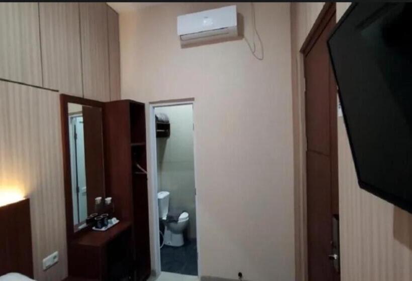 Deluxe Kamer, J&l Inn Semarang