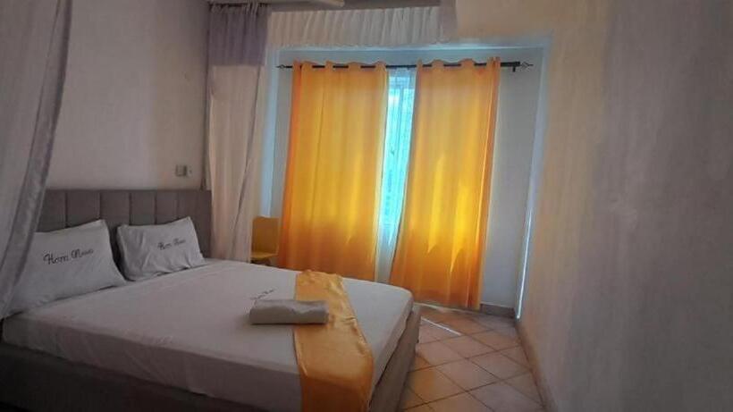 اتاق لوکس با بالکن, Manas Mtwapa Mombasa