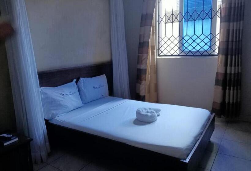 اتاق اکونومی, Manas Mtwapa Mombasa