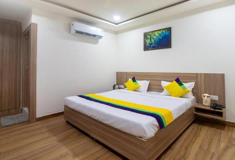 スタンダードルーム, Itsy Hotels Krishna Residency, Govardhan Chauraha