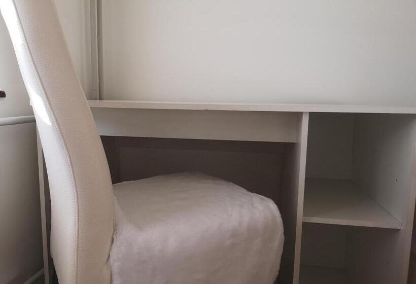 اتاق استاندارد با بالکن, Evergreen