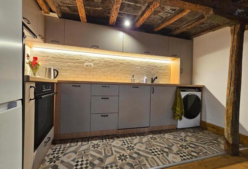 침실 2개 빌라, Guest House Gurko 7, 2br, Top Center, Free Parking