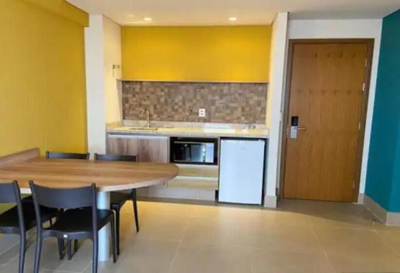 اتاق خانوادگی, Suite Deluxe Enjoy Solar 5 Pessoas