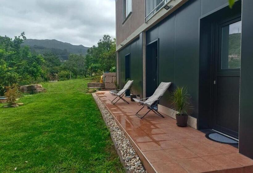Номер Стандарт, Albergue O Corisco