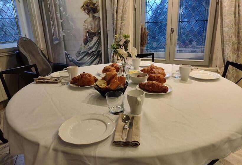 Standard-huone Puutarhanäkymä, Maison D Hôtes Prince Face Au Château Du Clos Luce