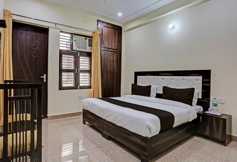 Quarto Triplo Clássico, Collection O Hotel Rao Estate