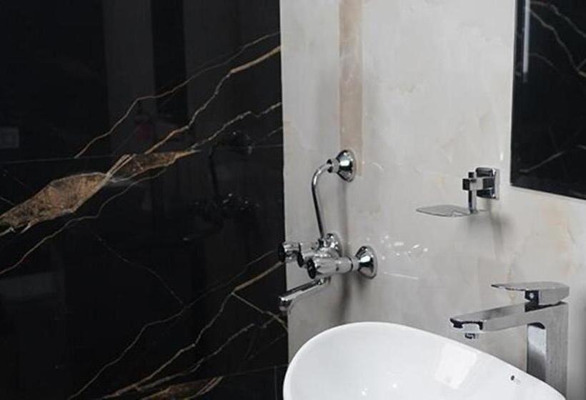 Номер Deluxe, Fabhotel Flying Kiwi
