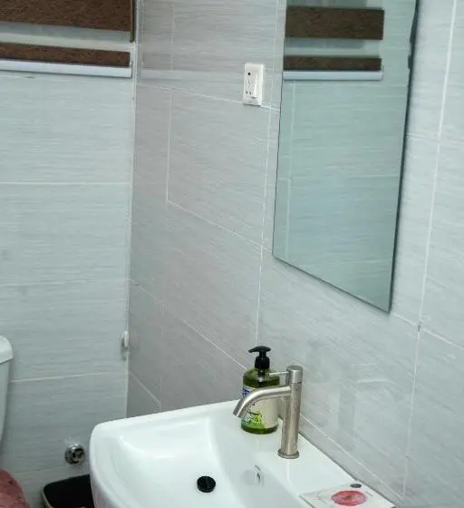 Quarto Estandar, Brymac