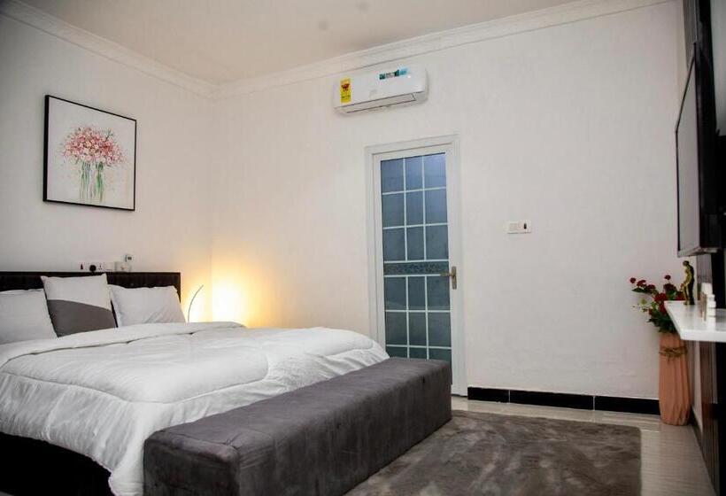 اتاق سوپریور, Brymac