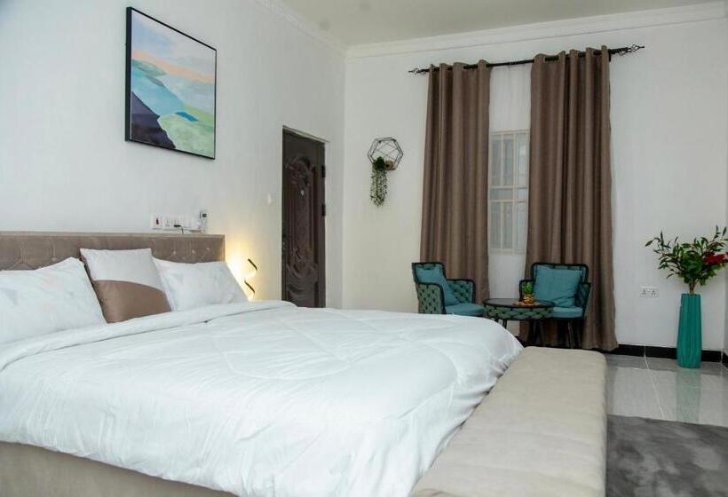 اتاق سوپریور, Brymac