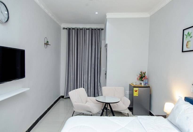 اتاق لوکس, Brymac