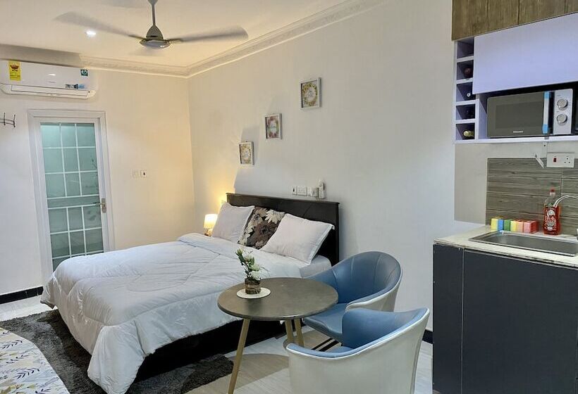 استودیوی استاندارد, Brymac