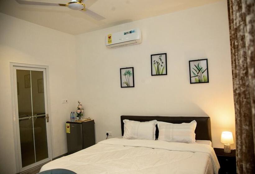 اتاق لوکس, Brymac