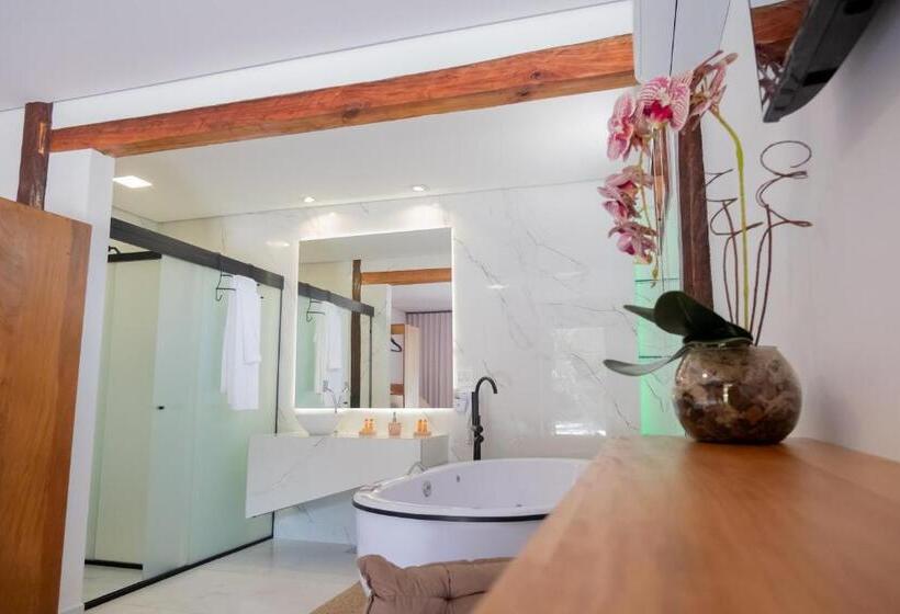 جناح مزود بجاكوزى, Pousada Rancho Soberbo, Serra Do Cipó