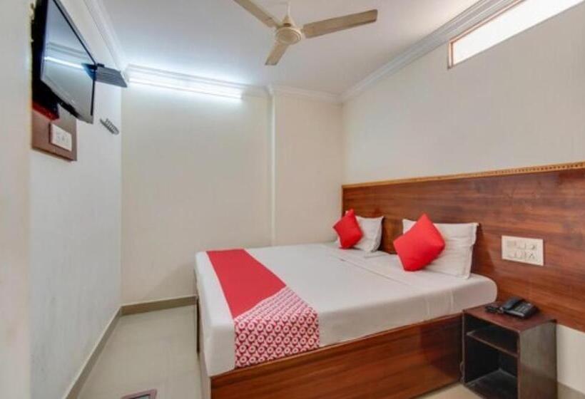 豪华房间, Teja S Inn