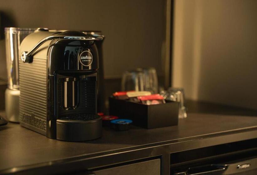 スタンダードルーム, Tribe Milano Malpensa