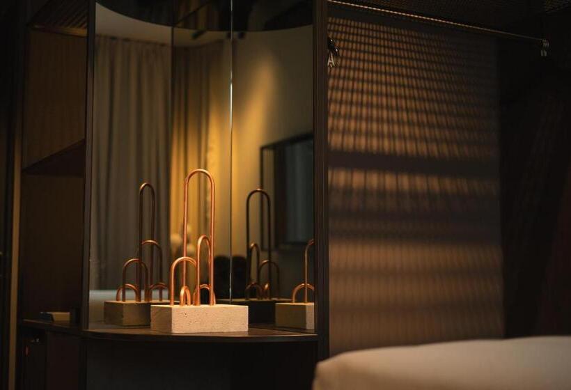 スタンダードルーム, Tribe Milano Malpensa