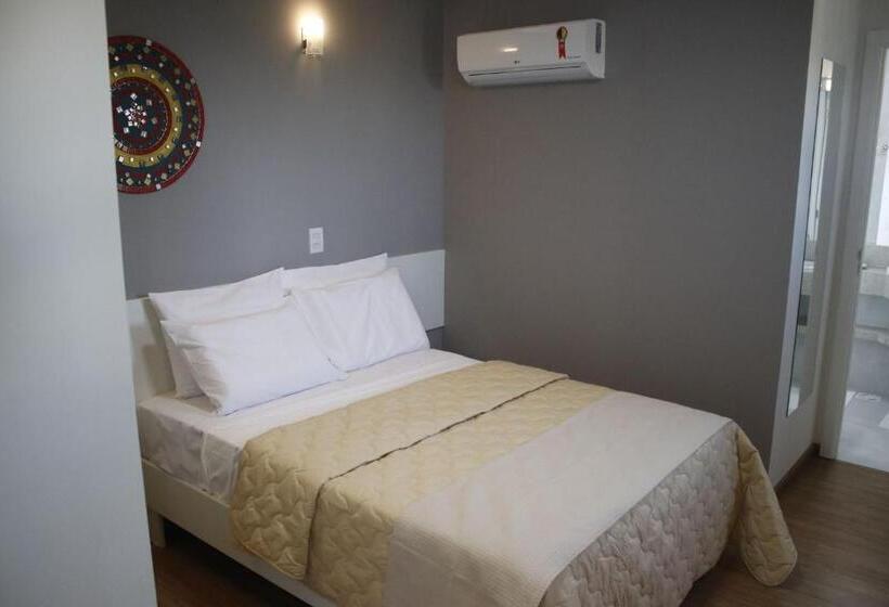 Quarto Estandar, Vincenzo