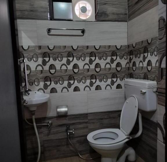 标准间, Eagle Nest Guest House