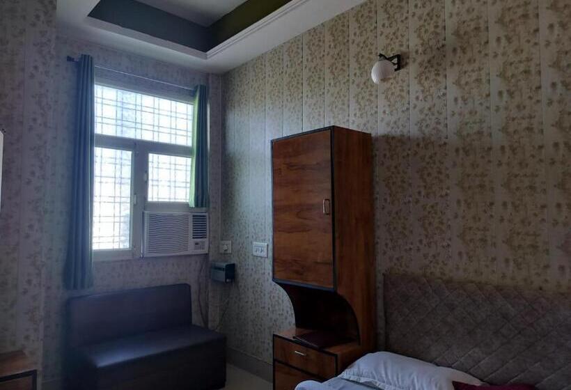 Quarto Estandar, Eagle Nest Guest House