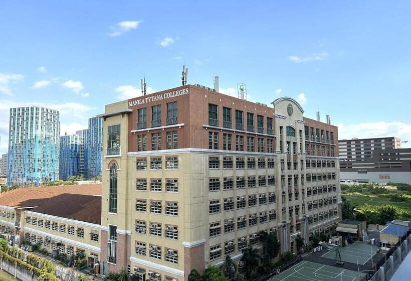 バルコニー付きデラックスルーム, Shore Residences Moa Dynastel Staycation