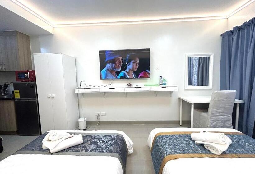 Quarto Deluxe com Sacada, Shore Residences Moa Dynastel Staycation