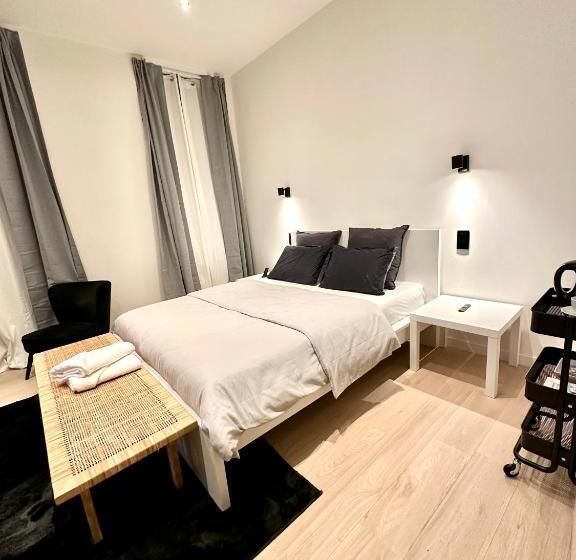 חדר סטנדרט חדר אמבטיה משותף, Cozy Bed And Breakfast At European Commision