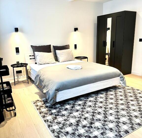 חדר סטנדרט לארבעה, Cozy Bed And Breakfast At European Commision