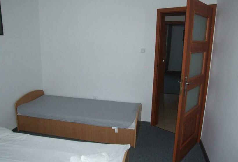 Апартаменты 1 Спальня, Arkadia