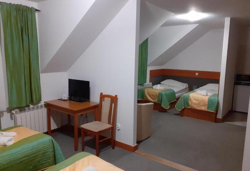 Апартаменты 2 Спальни, Arkadia