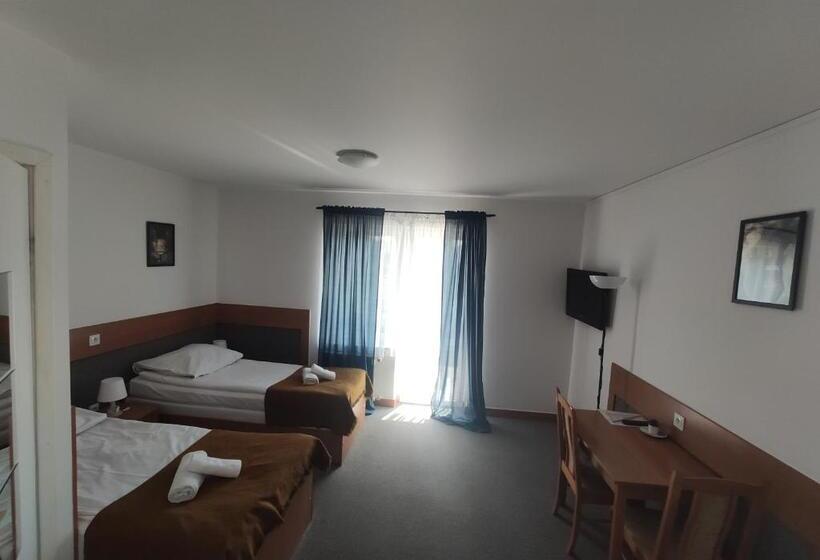 Студио Стандарт с Балконом, Arkadia