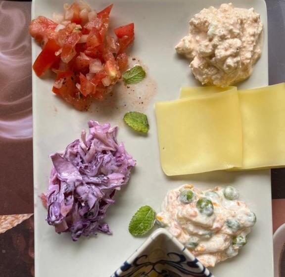 غرفة قياسية رباعية, City Hotel Agoston