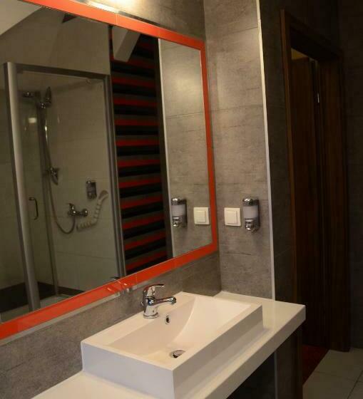 اتاق راحتی, Agat