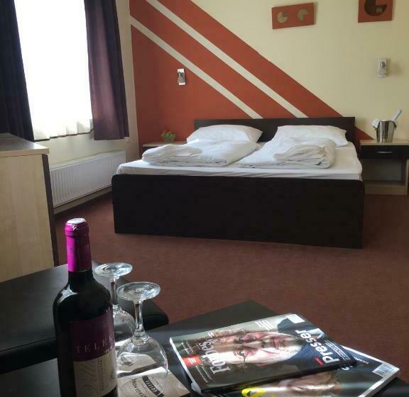 标准间, City Hotel Agoston