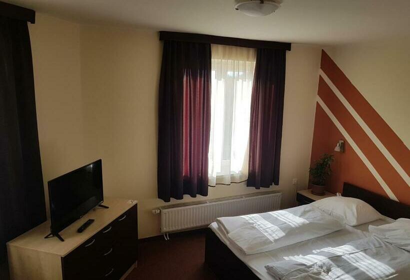 标准间, City Hotel Agoston