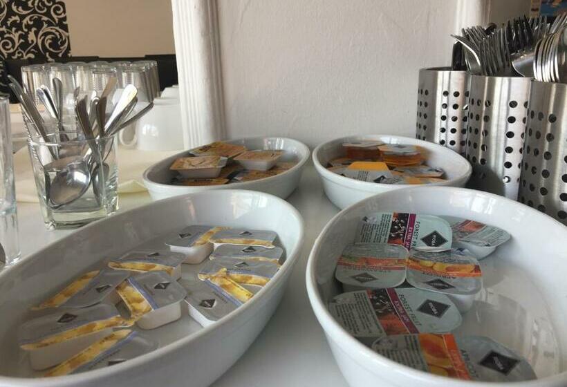 标准间, City Hotel Agoston