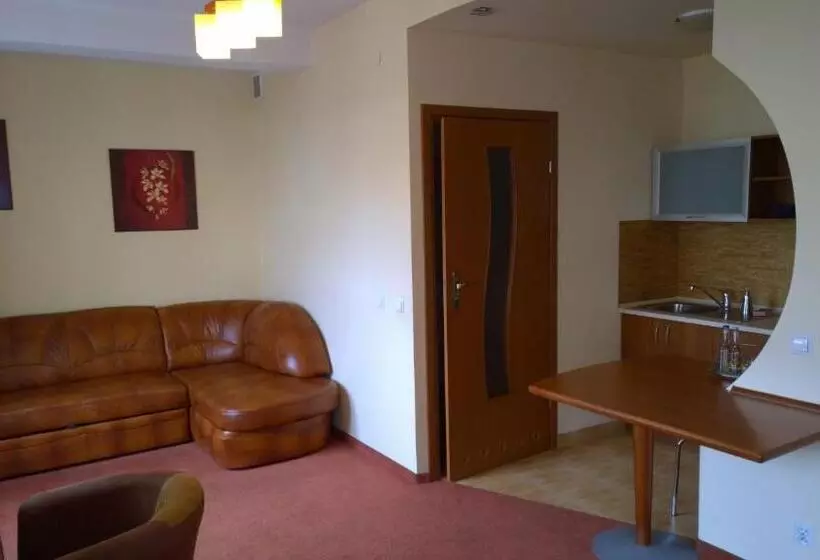 スイート, Apartamenty Pod Ratuszem