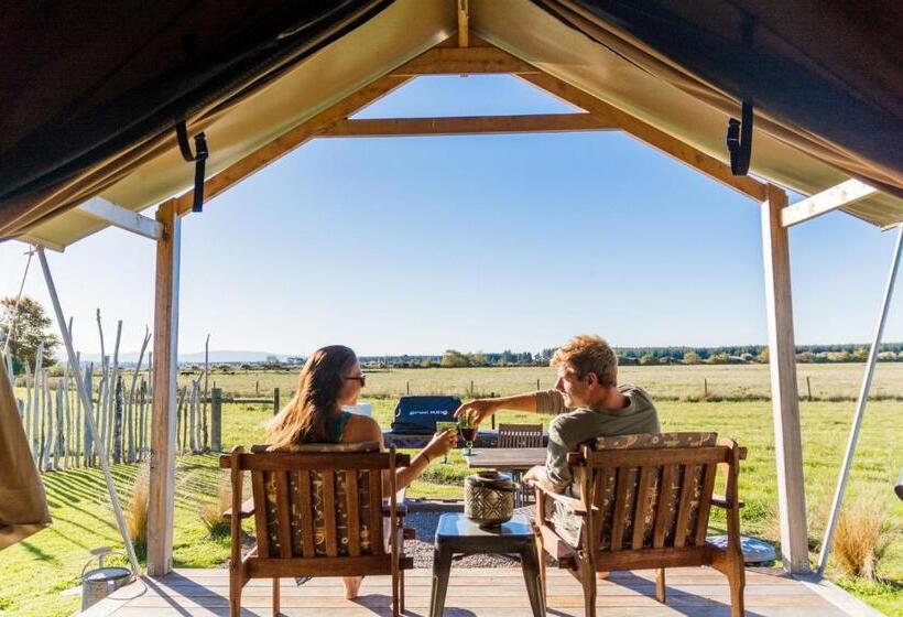 Standard Tent, Appleby House & Rabbit Island Huts
