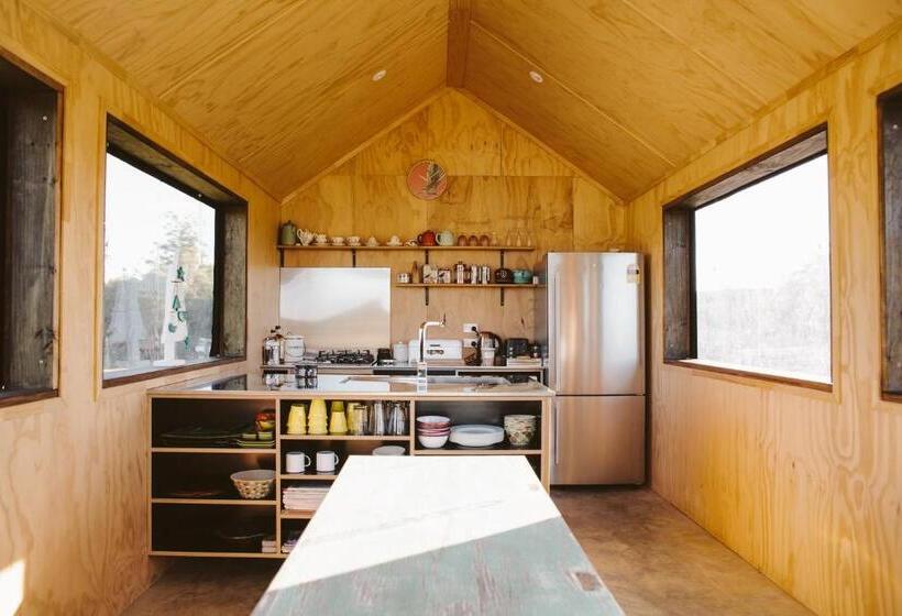 스탠다드 룸 공동 욕실, Appleby House & Rabbit Island Huts