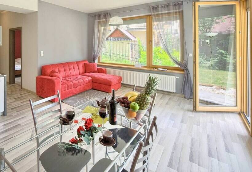 דירת חדר, Aquapark Residence