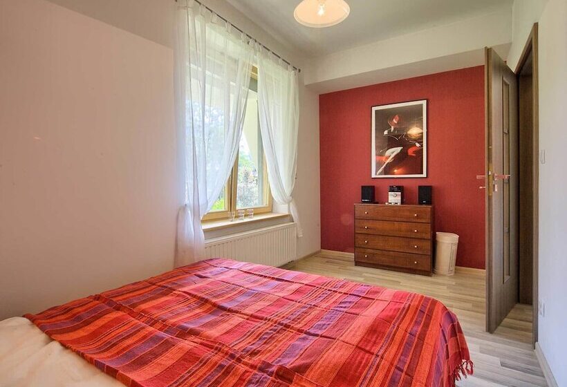 דירת חדר, Aquapark Residence