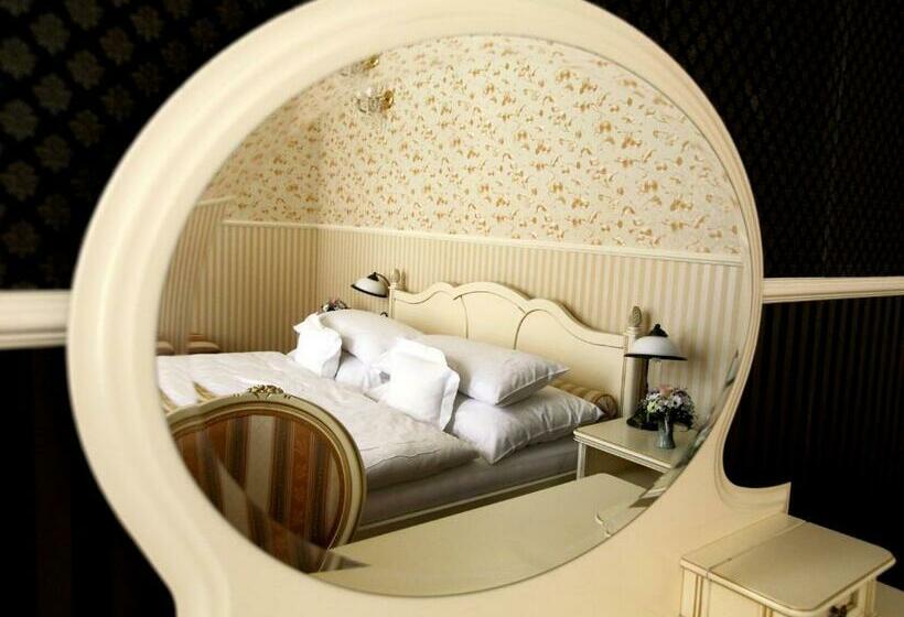 جناح, Golden Royal Boutique Hotel & Spa