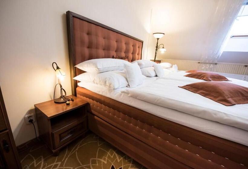 Номер Стандарт, Golden Royal Boutique Hotel & Spa