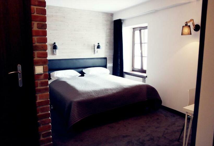 اتاق استاندارد, Grodzka 20