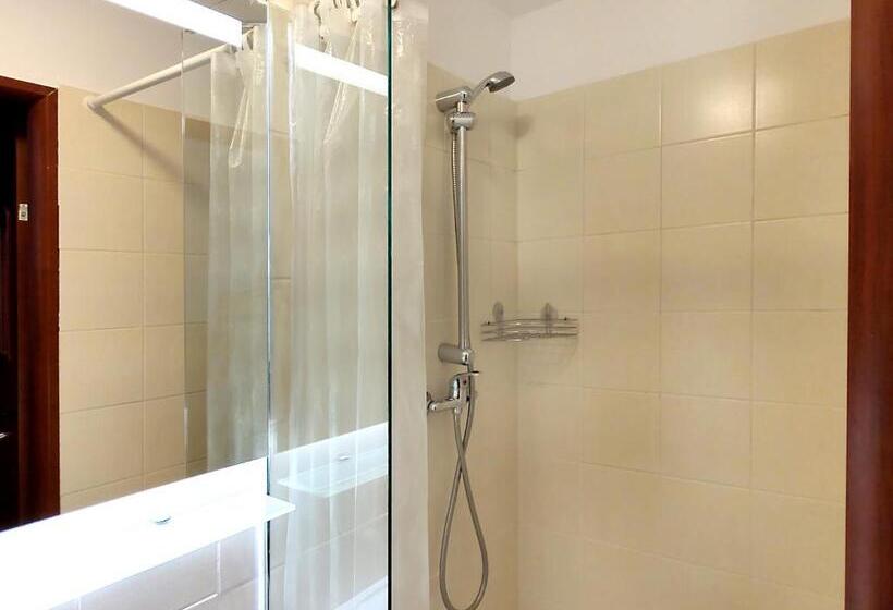 اتاق استاندارد یک نفره, Diuna Beskidy Ustroń   Dawny Kolejarz