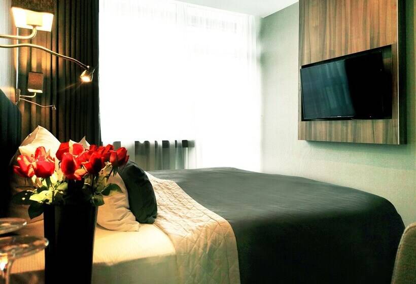 Deluxe Room Mountain View, Diuna Beskidy Ustroń   Dawny Kolejarz