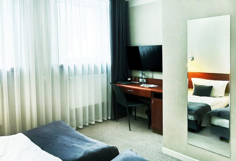 اتاق اکونومی, Diuna Beskidy Ustroń   Dawny Kolejarz