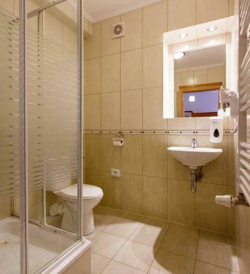 חדר סטנדרט לשלושה, Pensjonat śnieżka Spa