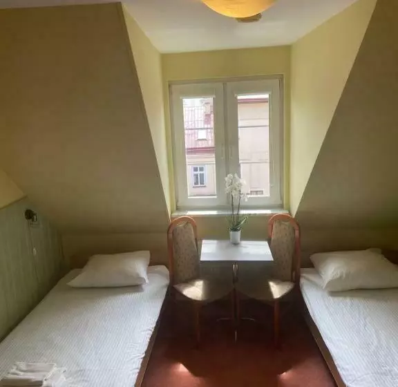 スタンダードルーム, Apartamenty Pod Ratuszem