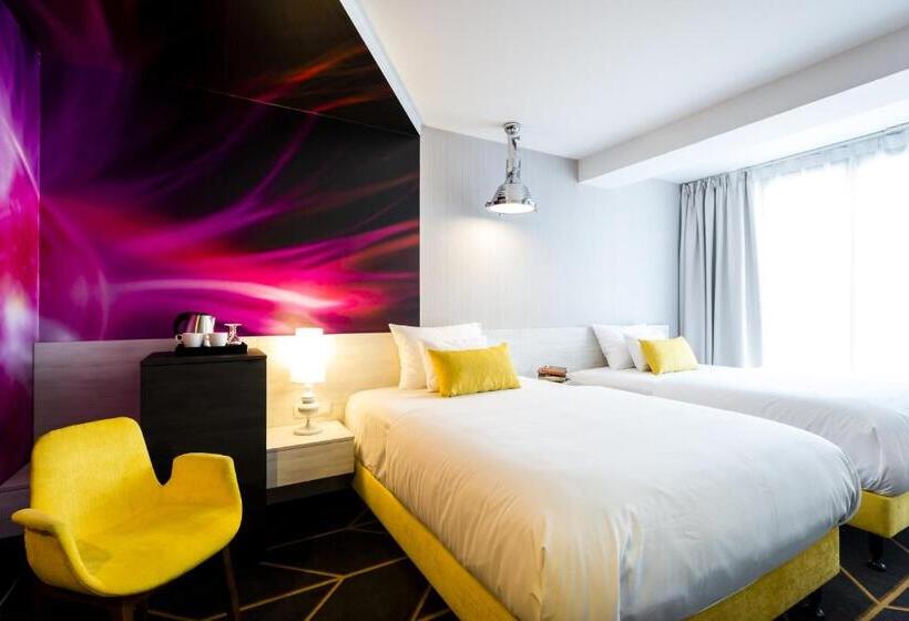 高级大房间, Science